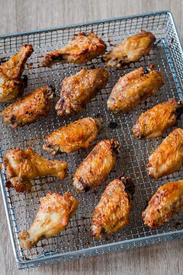 Air Fryer Chicken Wings (Extra Crispy!)