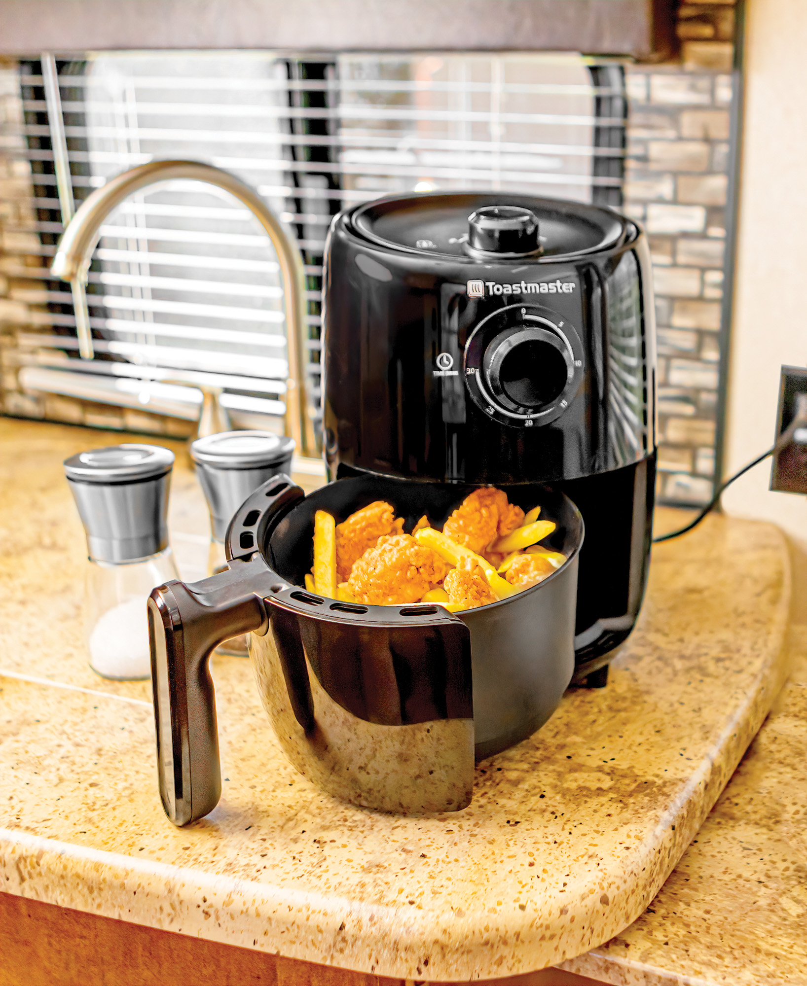 The Toastmaster Air Fryer Is Perfect for the RV